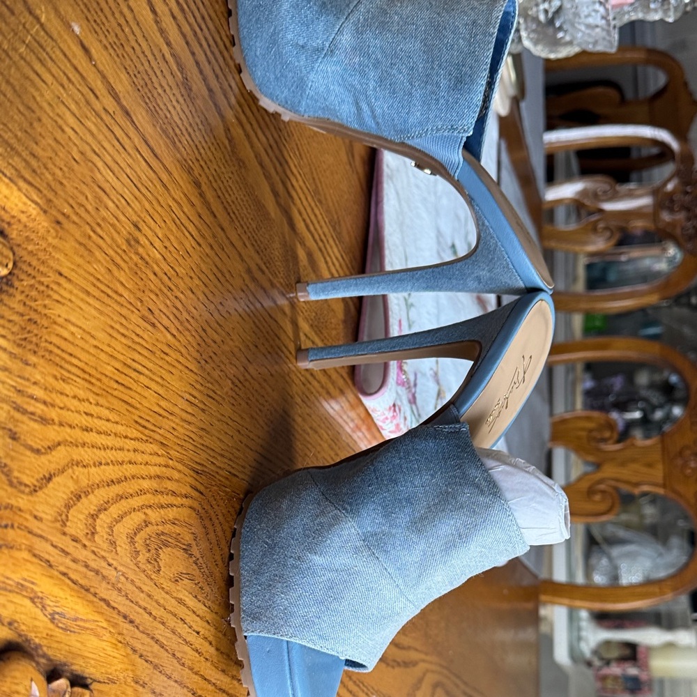 Thalia Sodi Light Blue Denim Open-Toe Stiletto Mules - Like NEW! - Picture 5 of 12